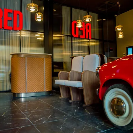 Radisson Red Hotel