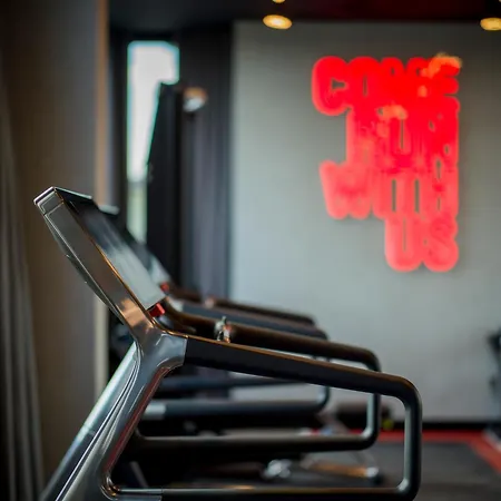 Hotel Radisson Red 4*