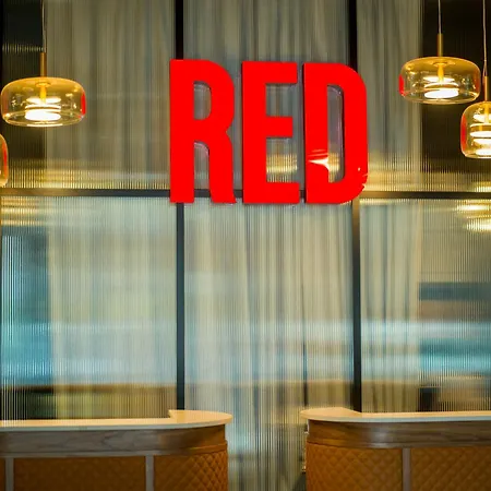 Hotel Radisson Red 4*