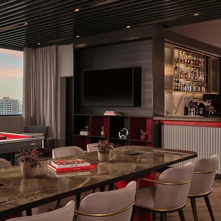 Radisson Red Hotel