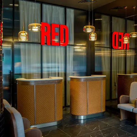 Radisson Red Hotel 4*