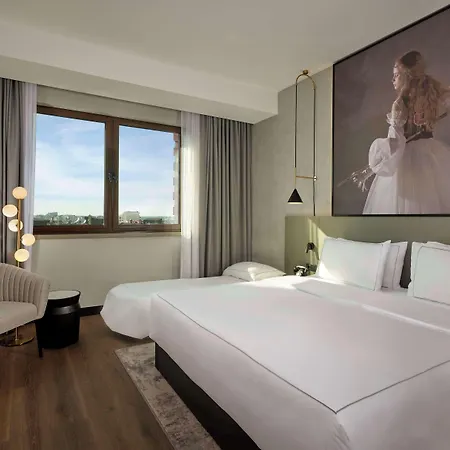 Radisson Red 4* Belgrad