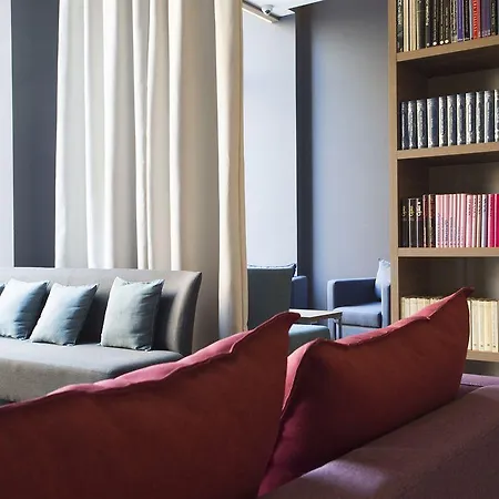 Hotel Radisson Red