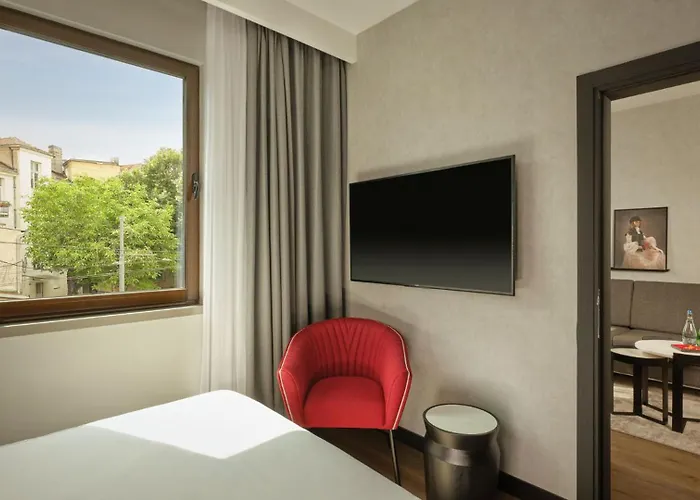 Radisson Red Ξενοδοχείο 4*