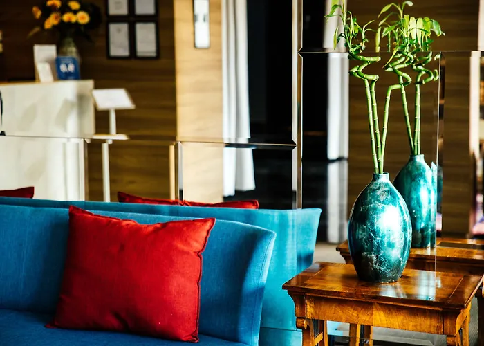 Radisson Red 4* Βελιγράδι