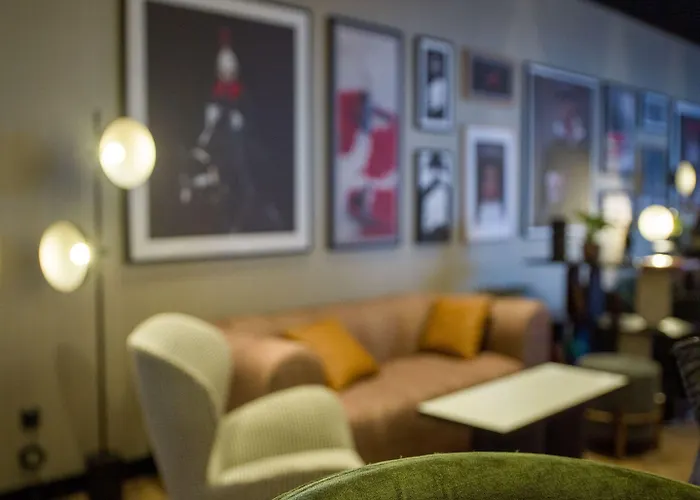 Ξενοδοχείο Radisson Red Βελιγράδι